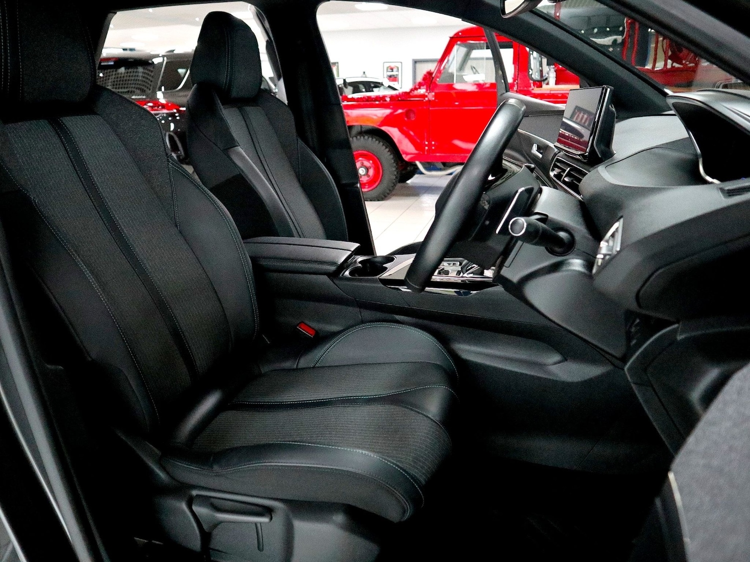 Used Peugeot 3008 2023 for sale - 76713339: Photo 16