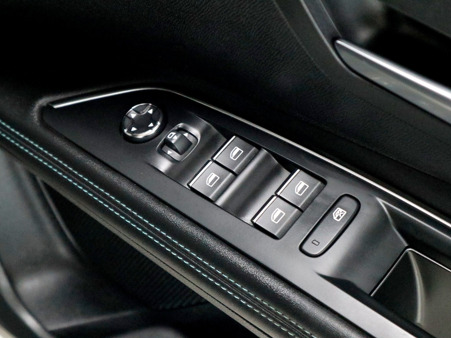 Used Peugeot 3008 2023 for sale - 76713339: Photo 23