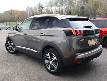 Used Peugeot 3008 2023 for sale - 76713339: Photo