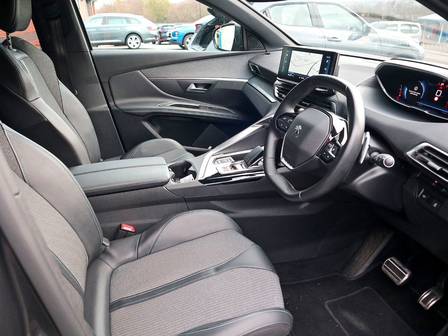 Used Peugeot 3008 2023 for sale - 76713339: Photo 3