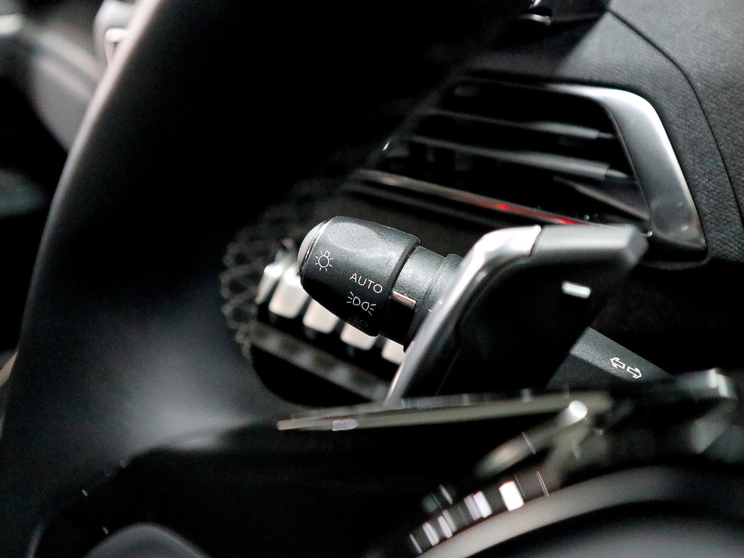 Used Peugeot 3008 2023 for sale - 76713339: Photo 37