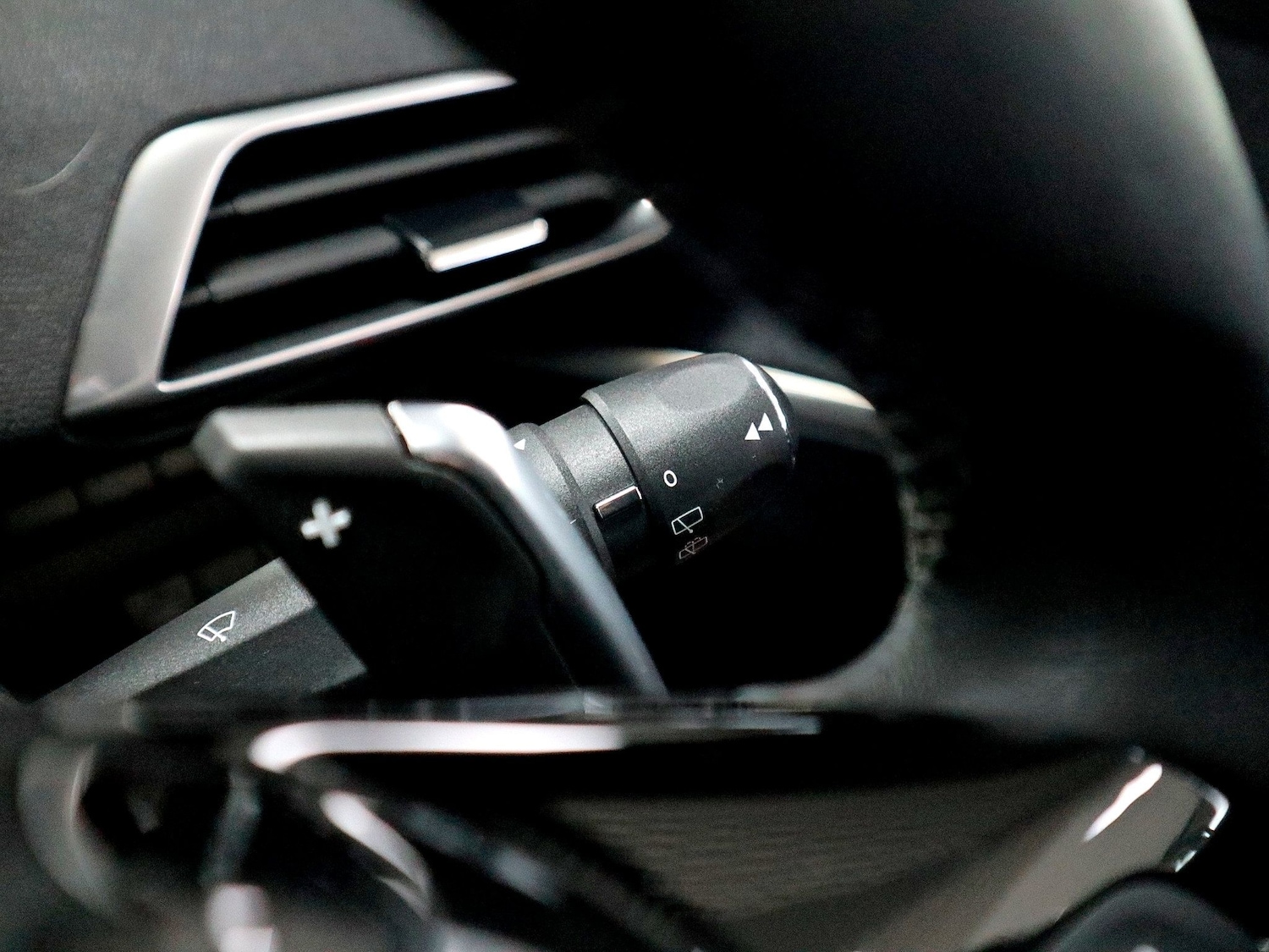 Used Peugeot 3008 2023 for sale - 76713339: Photo 39