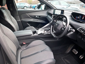 Used Peugeot 3008 2023 for sale - 76713339: Photo