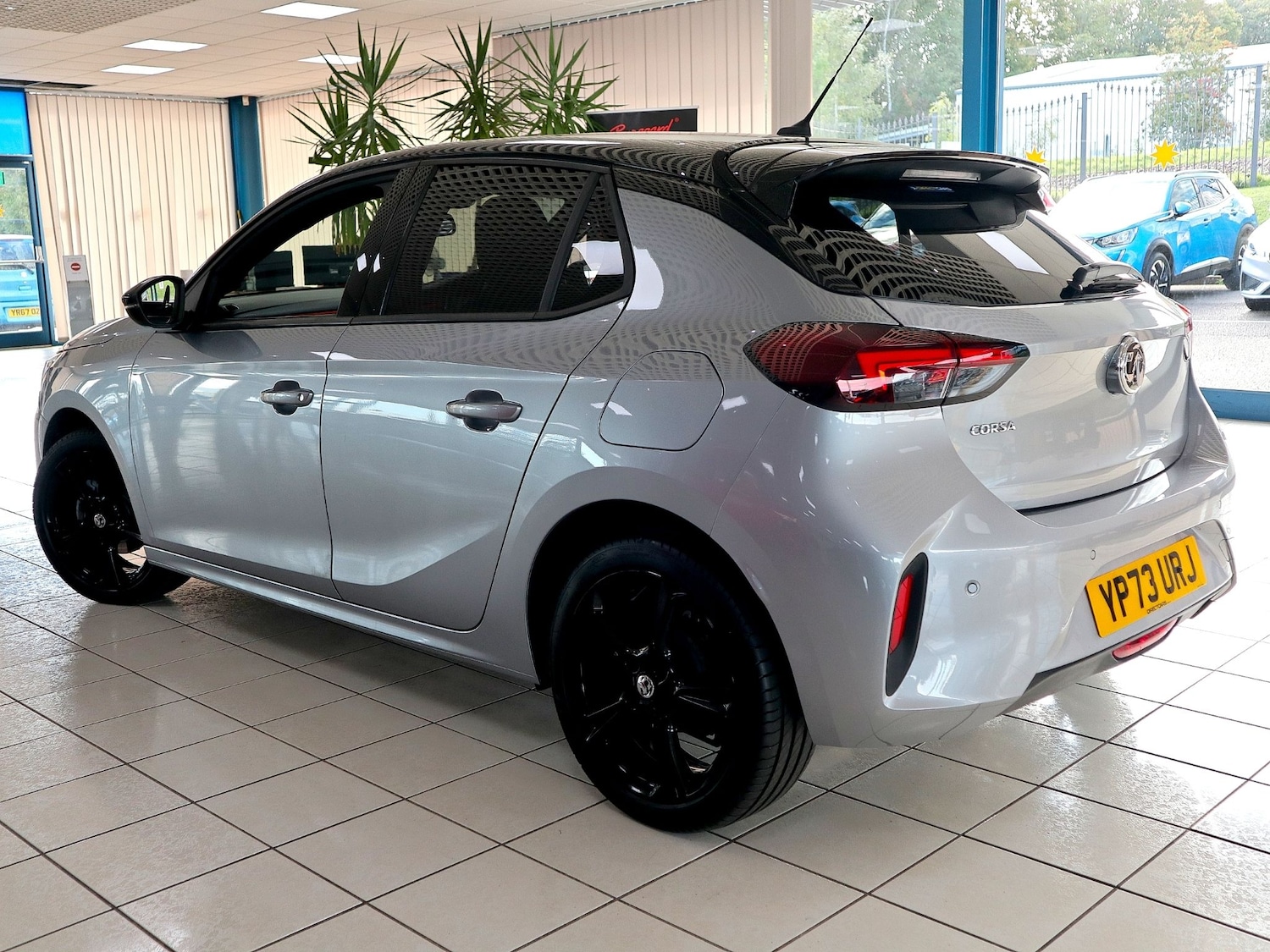 Used Vauxhall Corsa 2023 for sale - 76120493: Photo 2