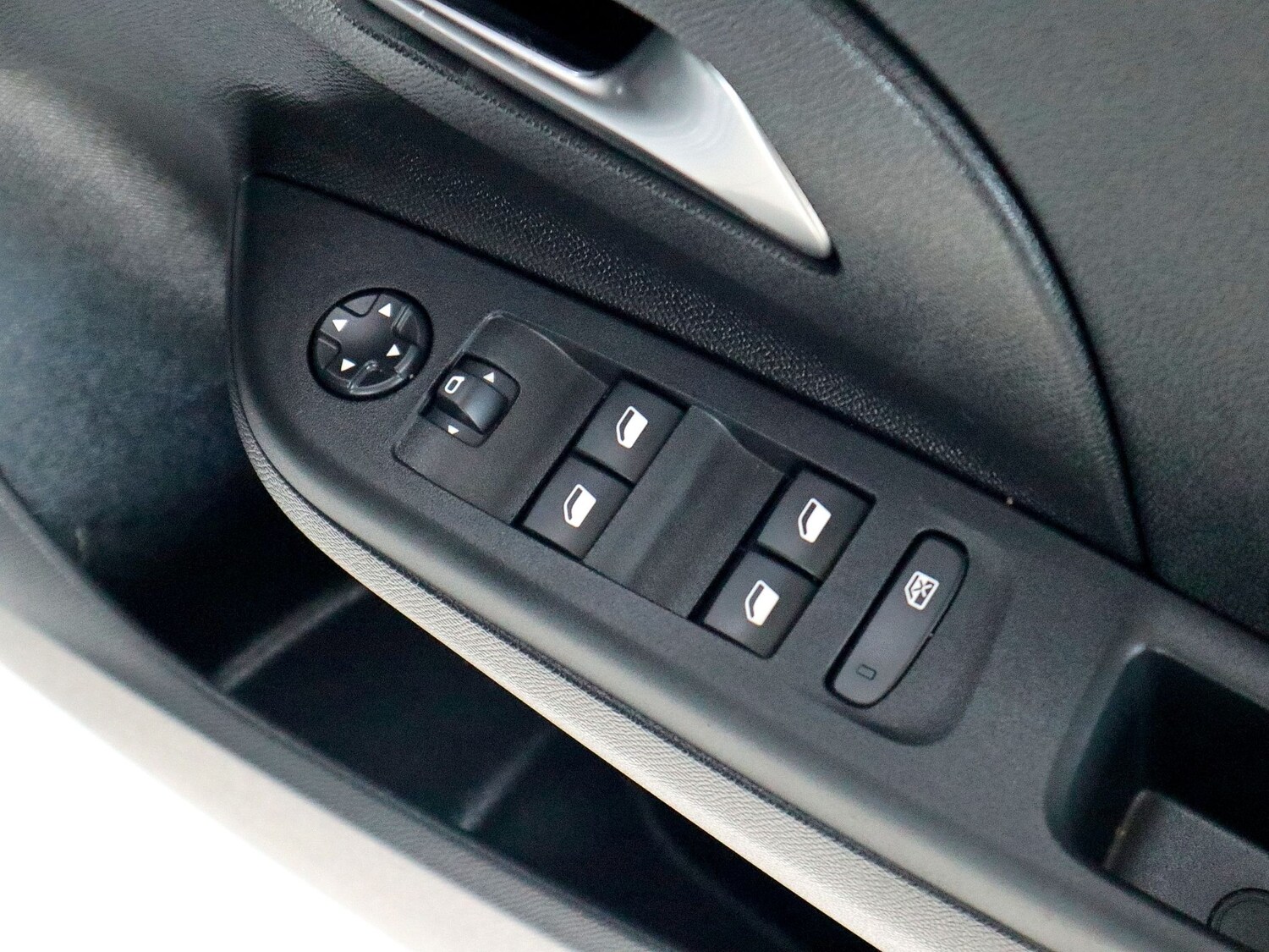 Used Vauxhall Corsa 2023 for sale - 76120493: Photo 24