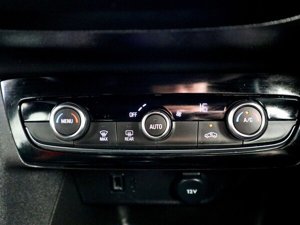 Used Vauxhall Corsa 2023 for sale - 76120493: Photo 31
