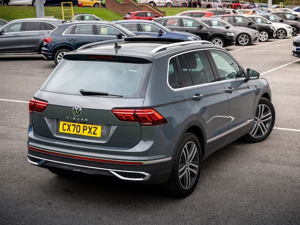 Used Volkswagen Tiguan 2020 for sale - 74179337: Photo 2