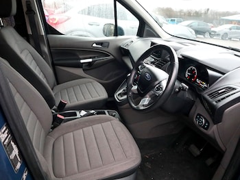 Used Ford Grand Tourneo Connect 2020 for sale - 77370884: Photo