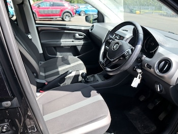 Used Volkswagen up! 2019 for sale - 78853017: Photo