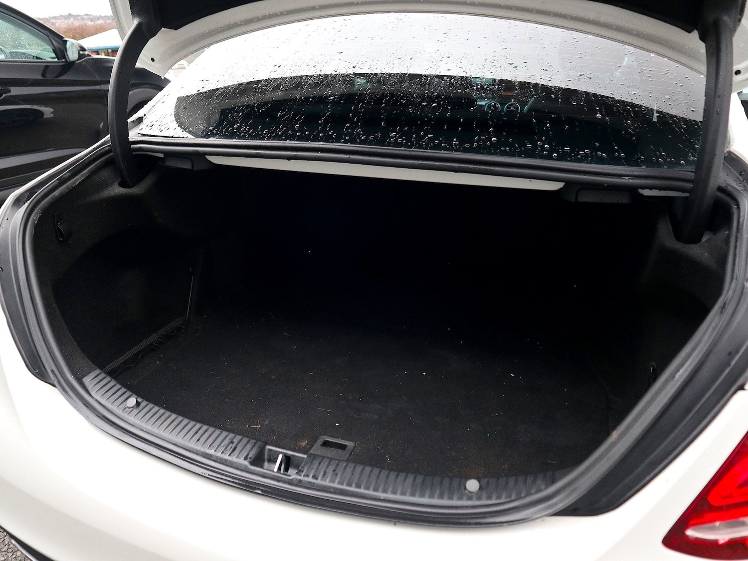 Used Mercedes-Benz C Class 2017 for sale - 76548007: Photo 5