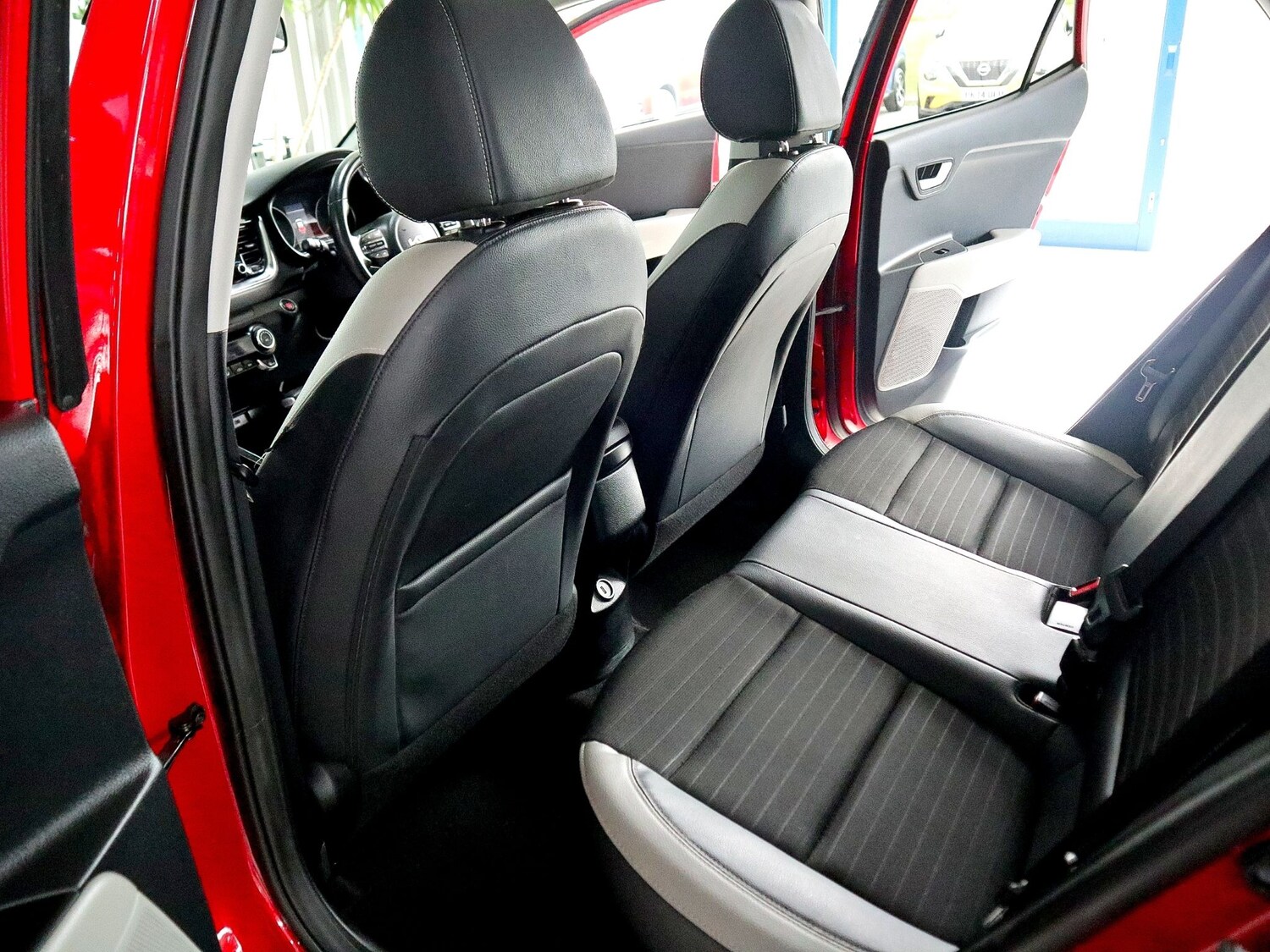 Used Kia Stonic 2021 for sale - 75731494: Photo 20