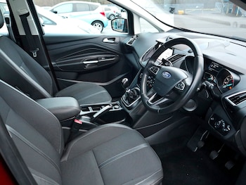 Used Ford Grand C-Max 2017 for sale - 77228377: Photo