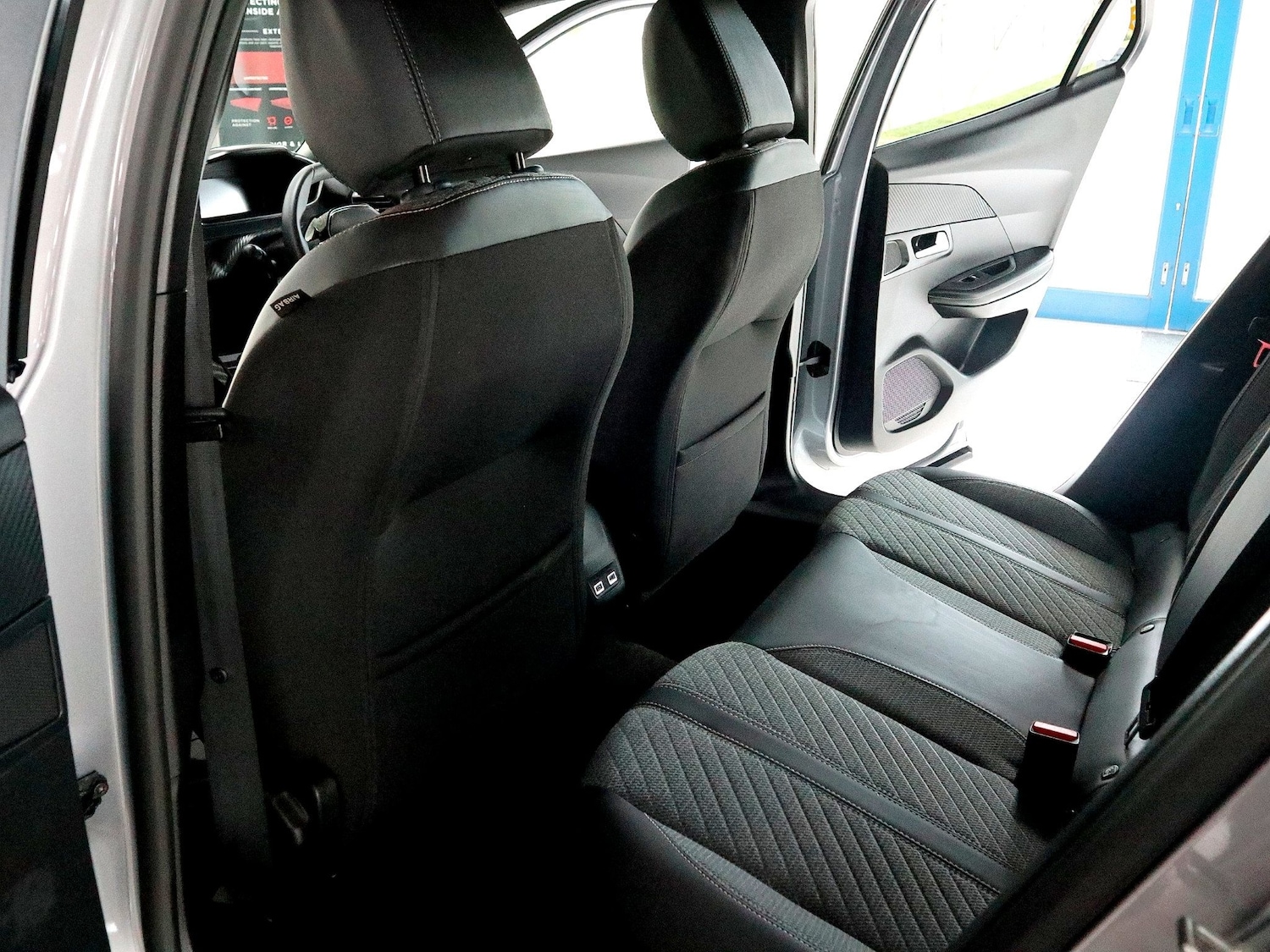 Used Peugeot 2008 2025 for sale - 76369491: Photo 20