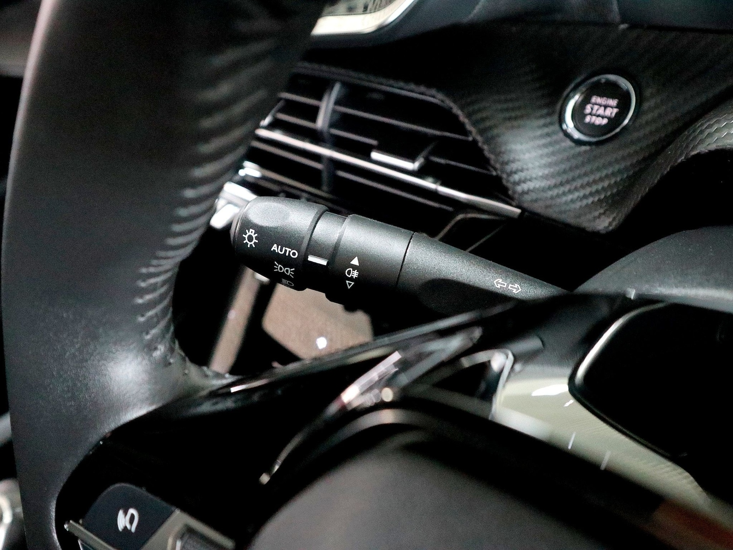 Used Peugeot 2008 2025 for sale - 76369491: Photo 39