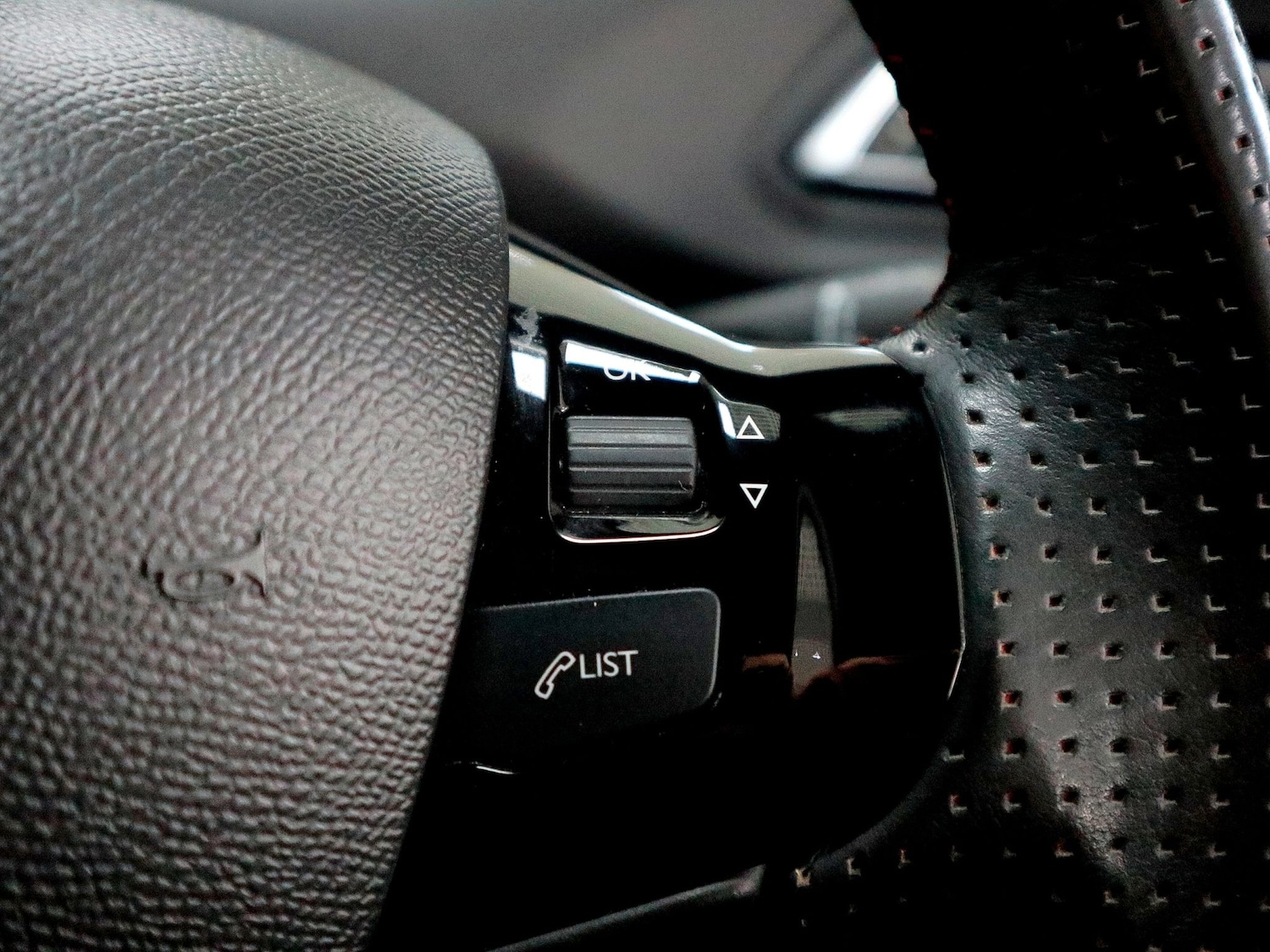 Used Peugeot 308 2020 for sale - 75899704: Photo 39