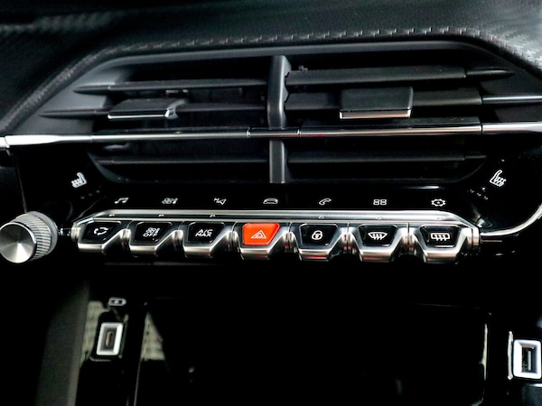 Used Peugeot 208 2022 for sale - 75338354: Photo 34