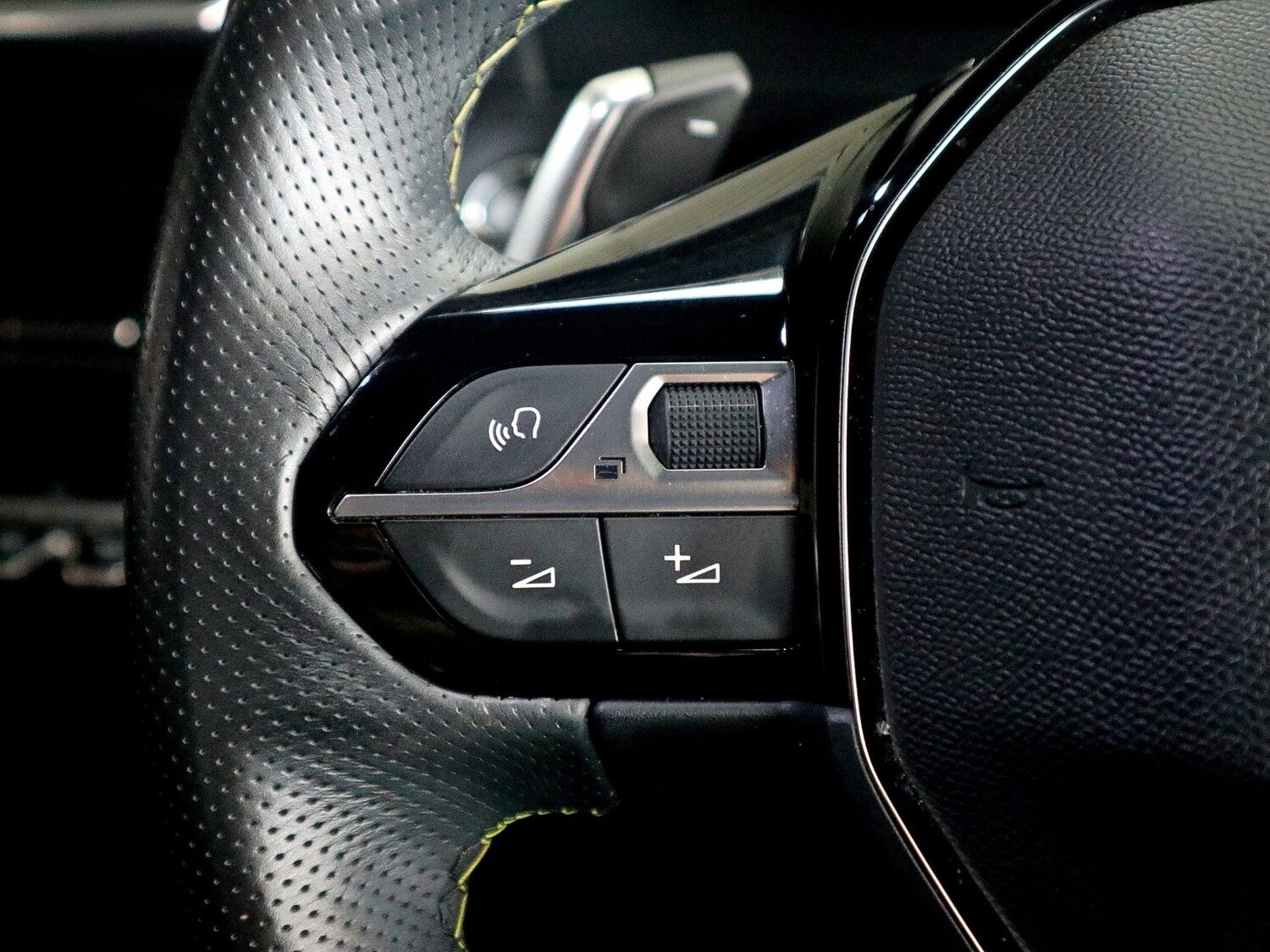 Used Peugeot 208 2022 for sale - 75338354: Photo 37