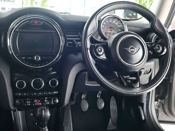 Used MINI Hatch 2019 for sale - 74179506: Photo 24