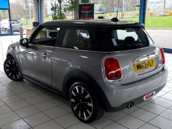 Used MINI Hatch 2019 for sale - 74179506: Photo