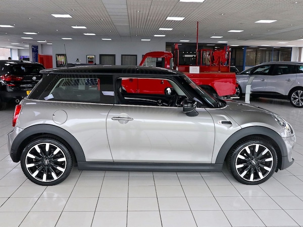 Used MINI Hatch 2019 for sale - 74179506: Photo 6