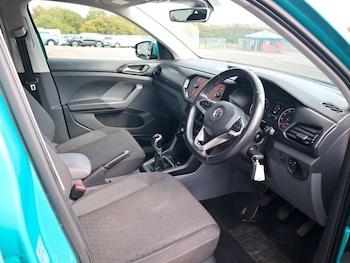Used Volkswagen T-Cross 2020 for sale - 79520010: Photo