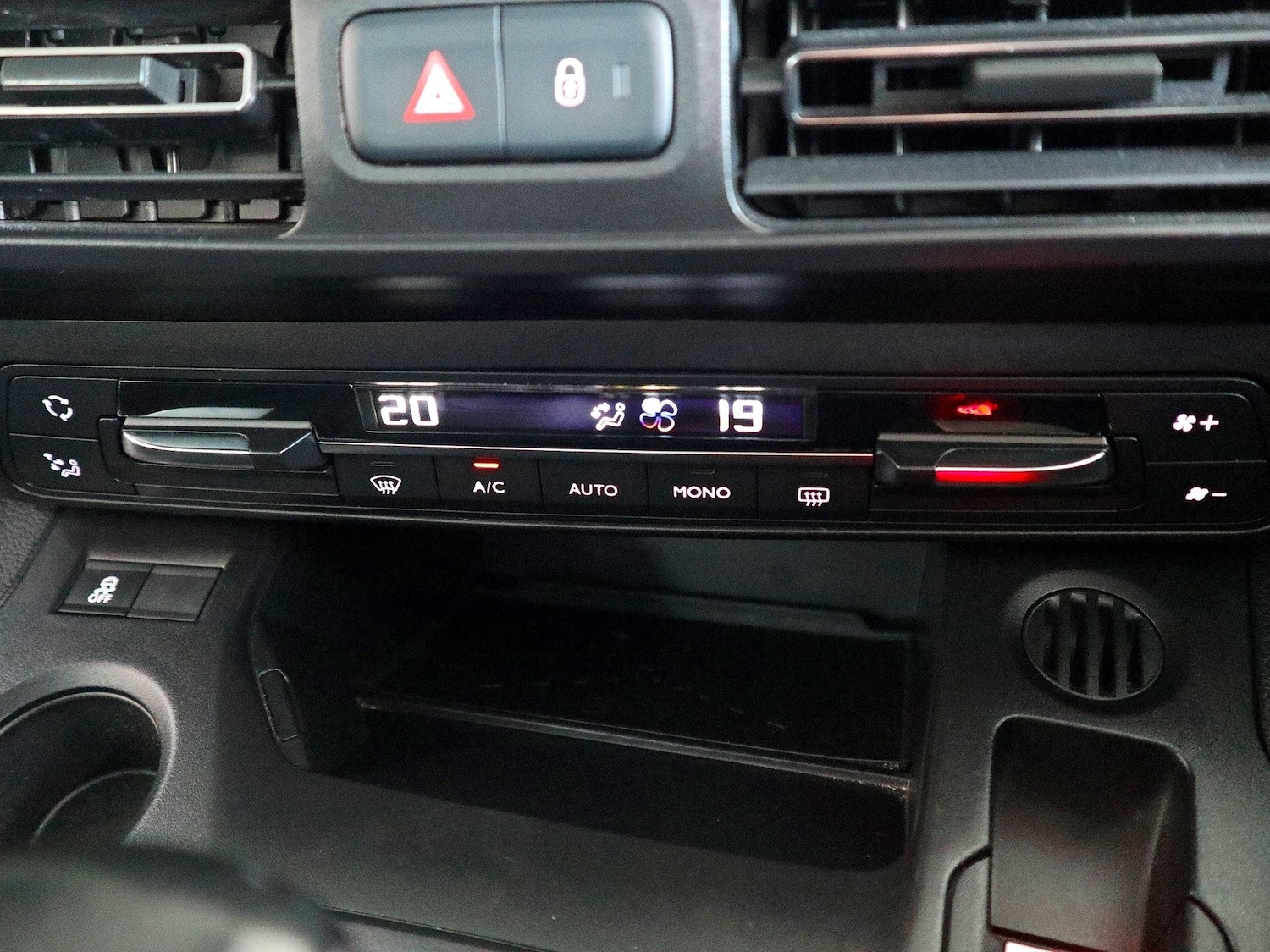 Vehicle 33