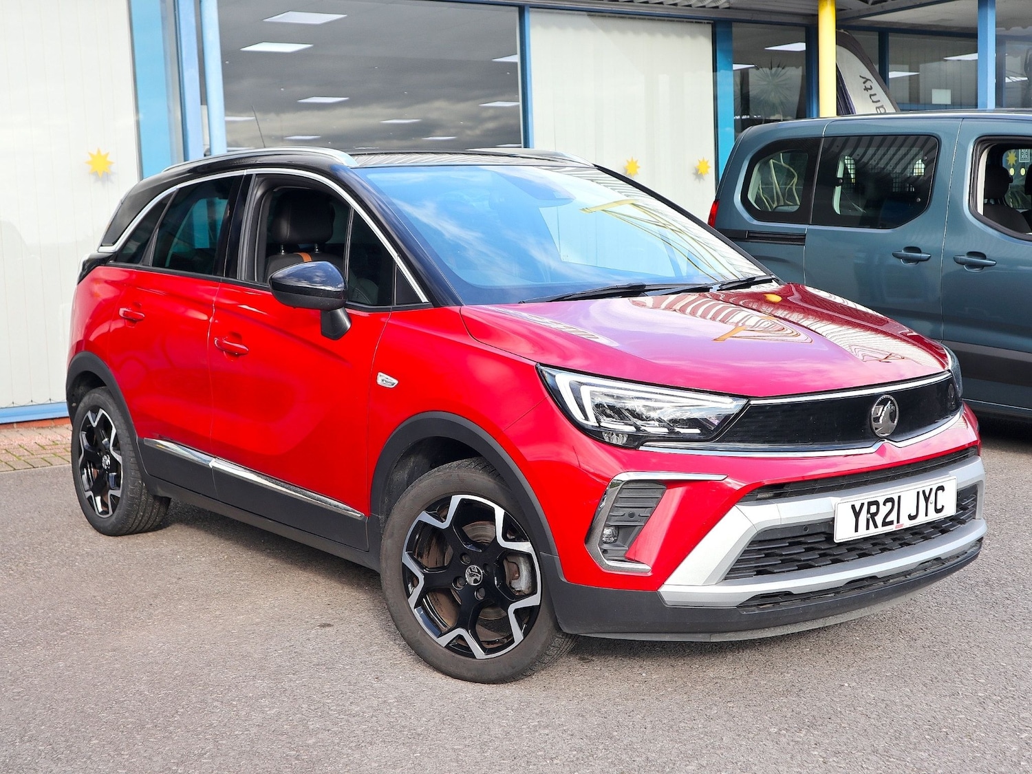 Used Vauxhall Crossland 2021 for sale - 76347408: Photo 1