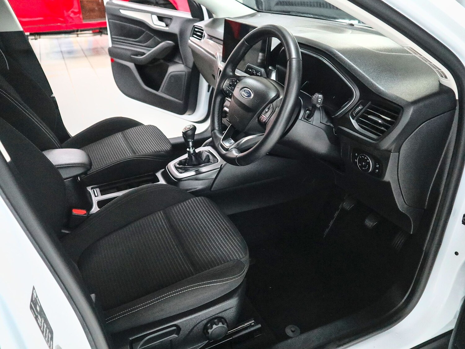 Used Ford Focus 2023 for sale - 77329383: Photo 3