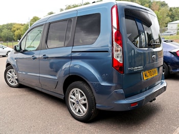 Used Ford Tourneo Connect 2020 for sale - 75706290: Photo