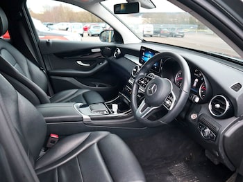 Used Mercedes-Benz GLC 2019 for sale - 77495017: Photo