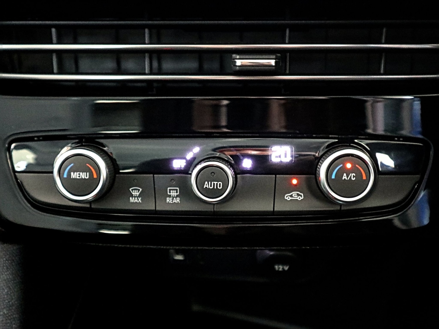 Used Vauxhall Mokka 2025 for sale - 77228373: Photo 30