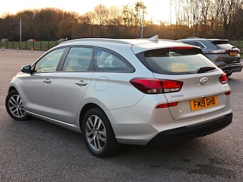 Used Hyundai i30 2019 for sale - 76656417: Photo