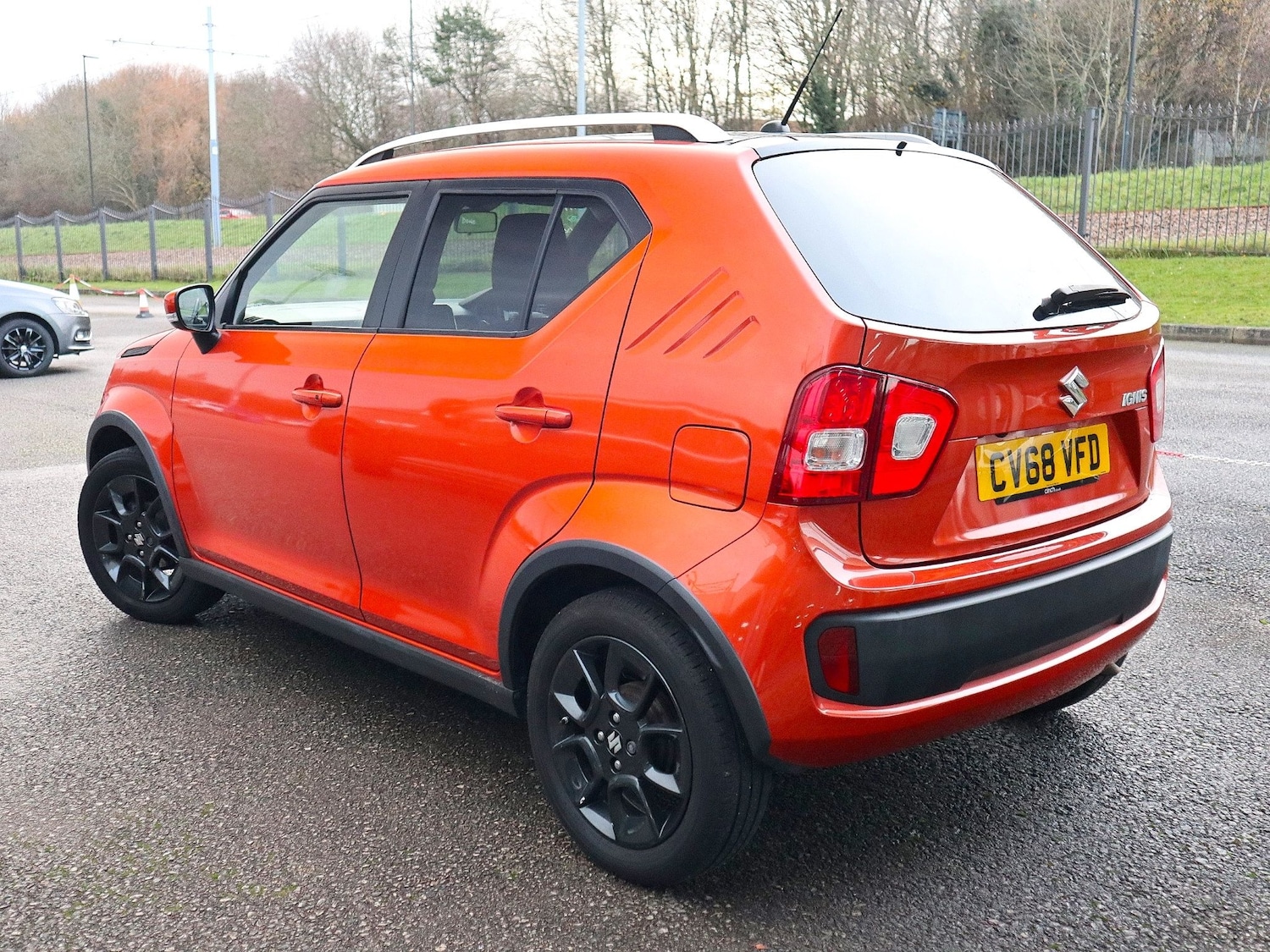 Used Suzuki Ignis 2018 for sale - 76864218: Photo 2