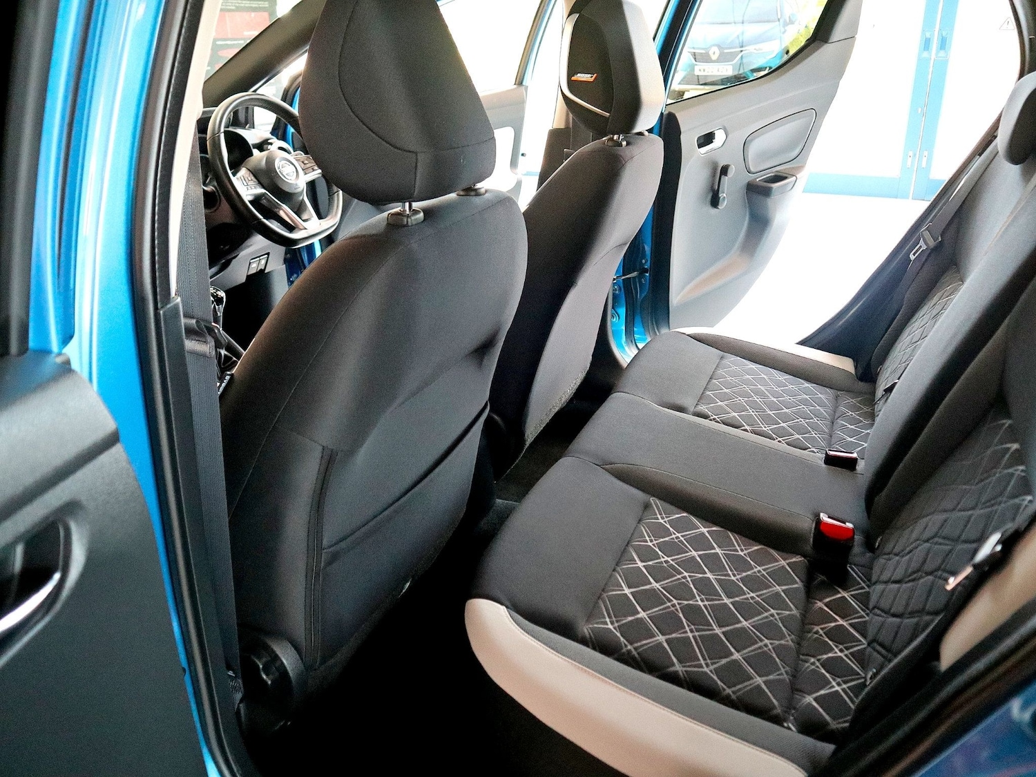 Used Nissan Micra 2018 for sale - 76431100: Photo 20