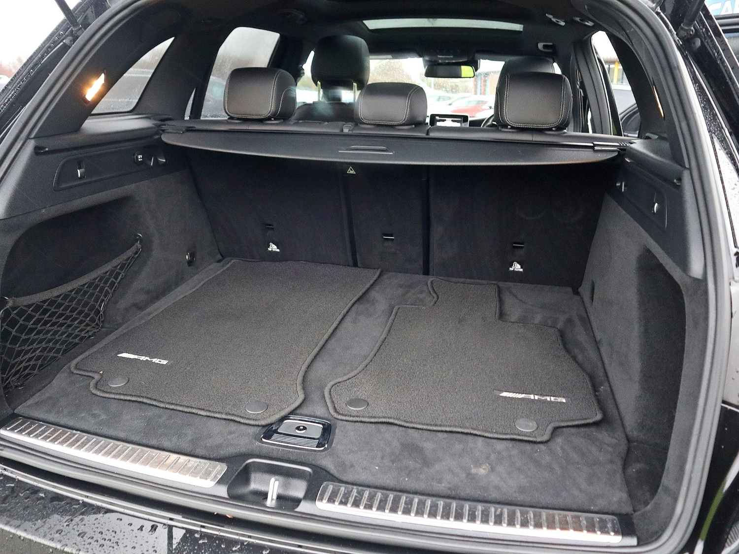 Used Mercedes-Benz GLC 2019 for sale - 77548486: Photo 5