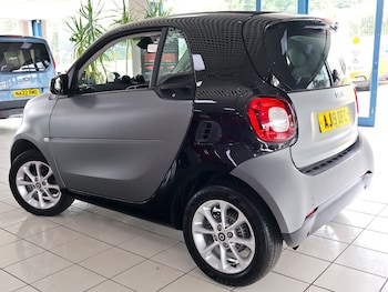 Used smart fortwo 2019 for sale - 75289410: Photo