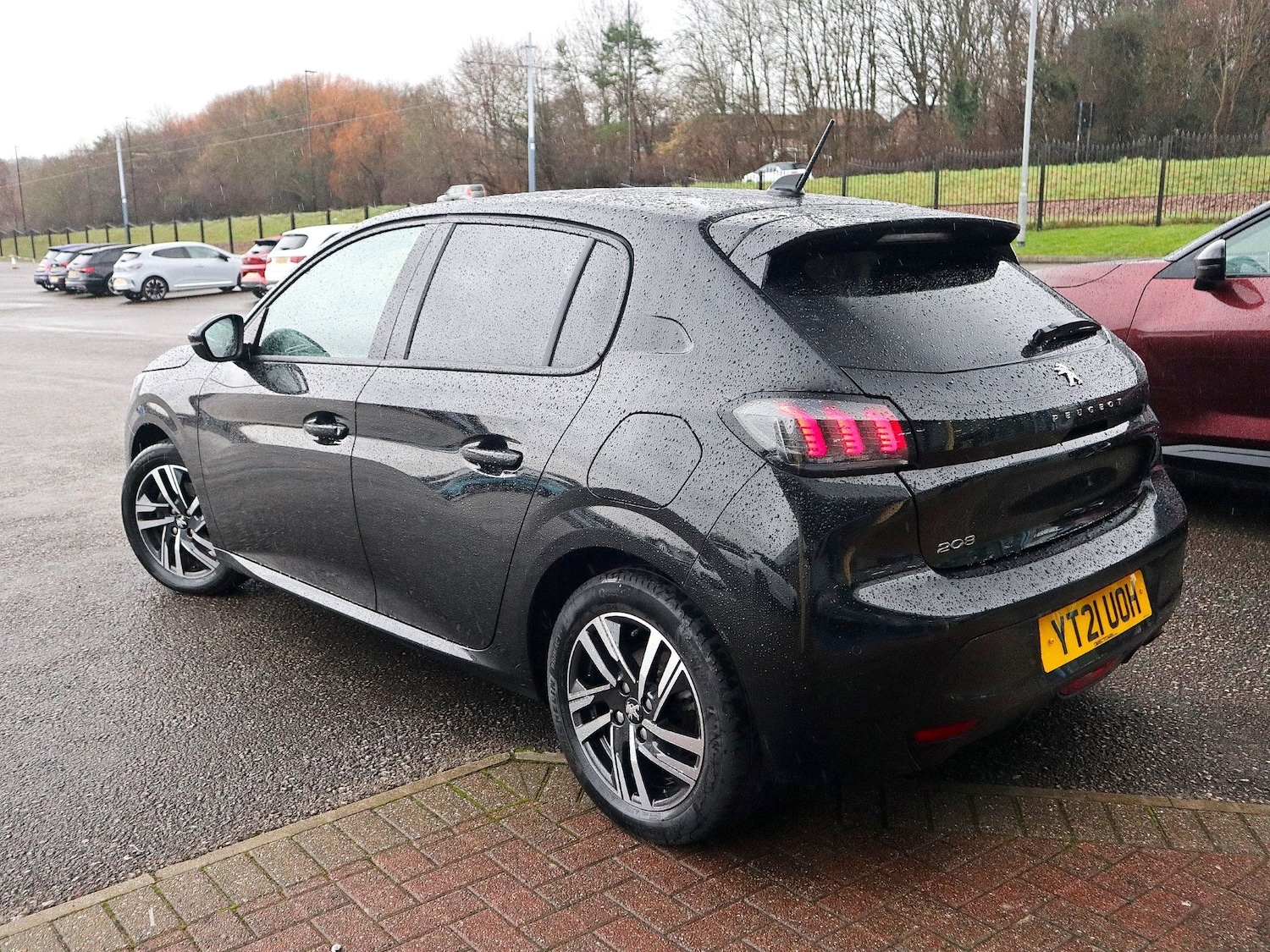 Used Peugeot 208 2021 for sale - 77548478: Photo 2