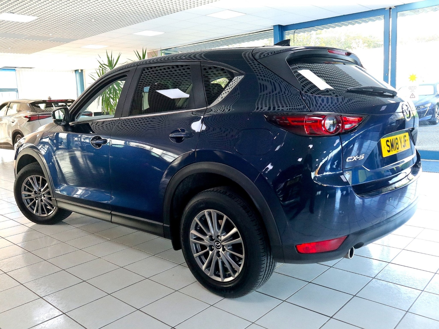 Used Mazda CX-5 2018 for sale - 77090188: Photo 2