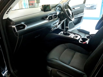 Used Mazda CX-5 2018 for sale - 77090188: Photo