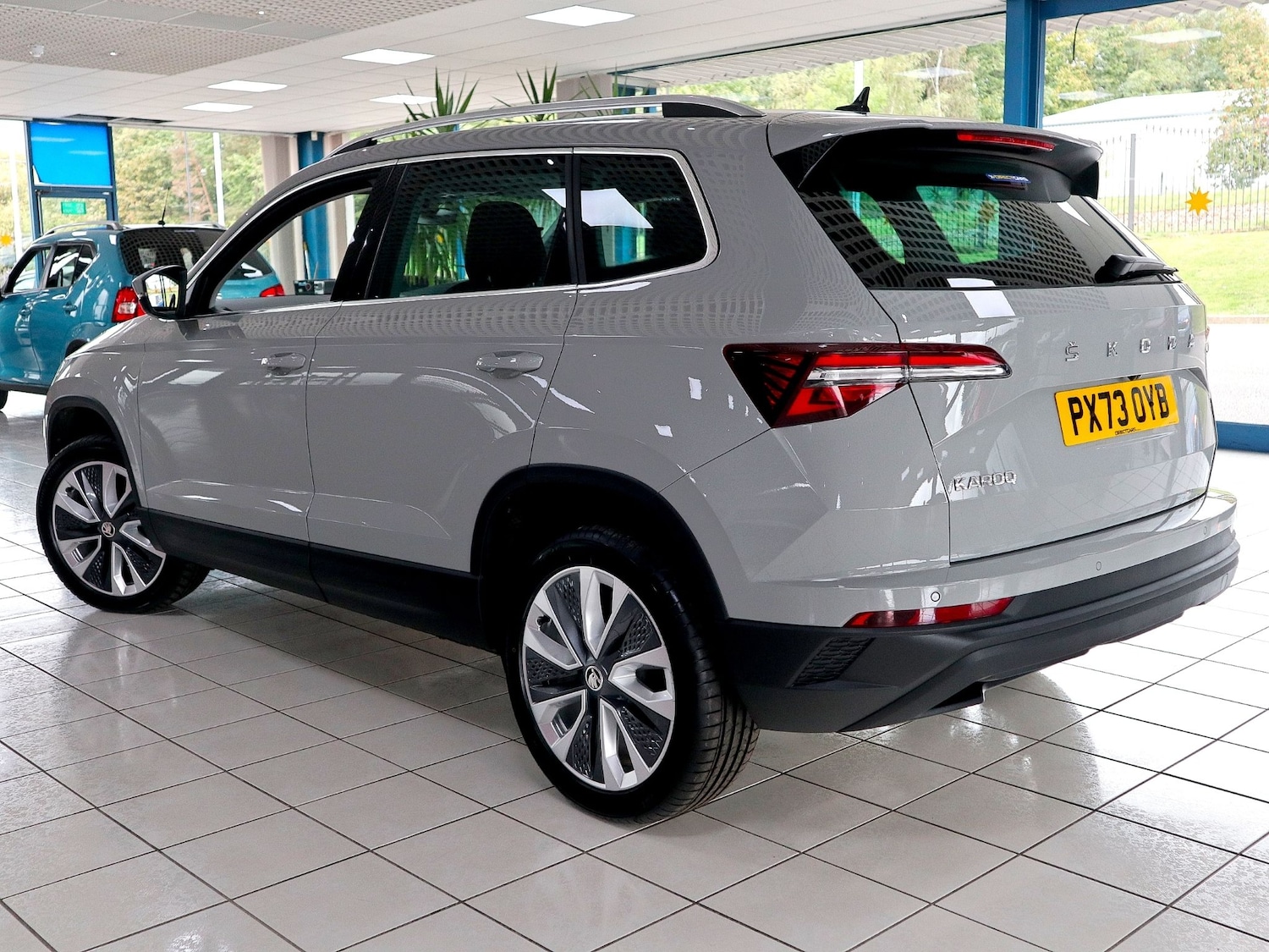 Used Skoda Karoq 2023 for sale - 76000437: Photo 2