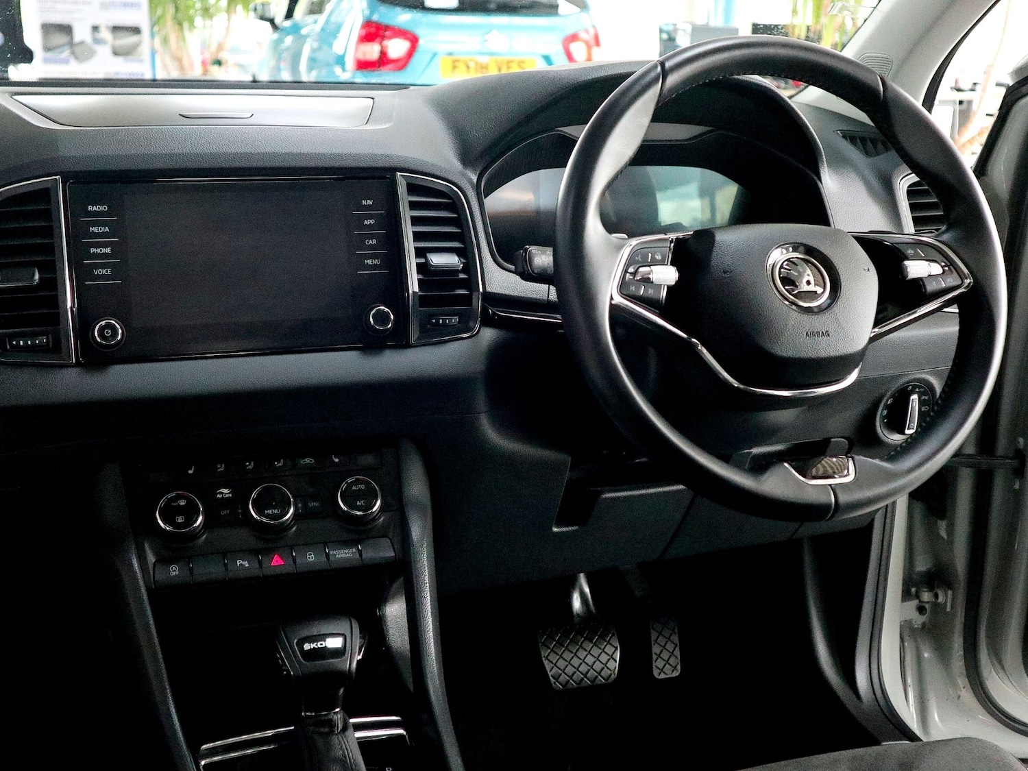 Used Skoda Karoq 2023 for sale - 76000437: Photo 25