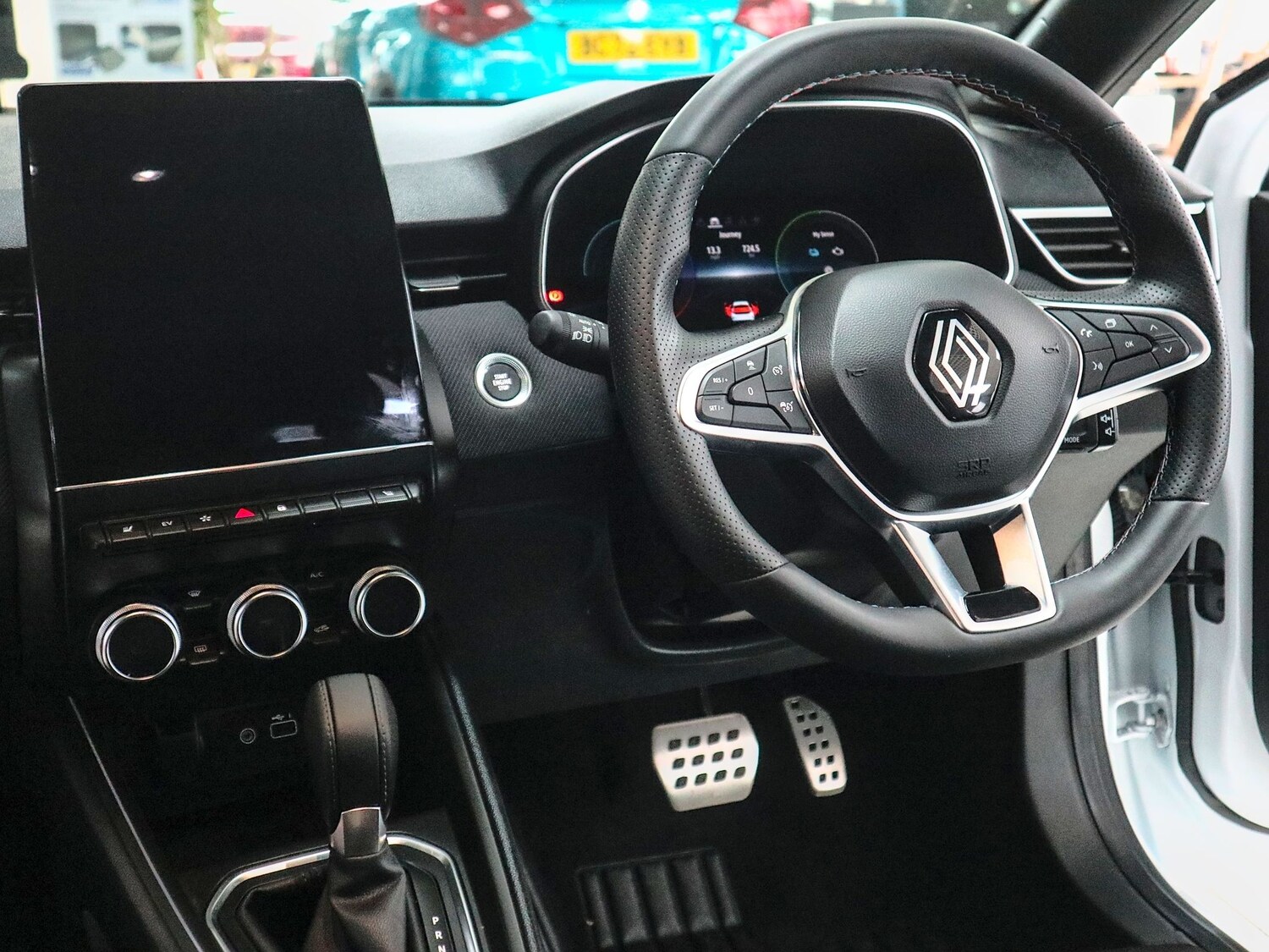 Used Renault Clio 2024 for sale - 77465968: Photo 25