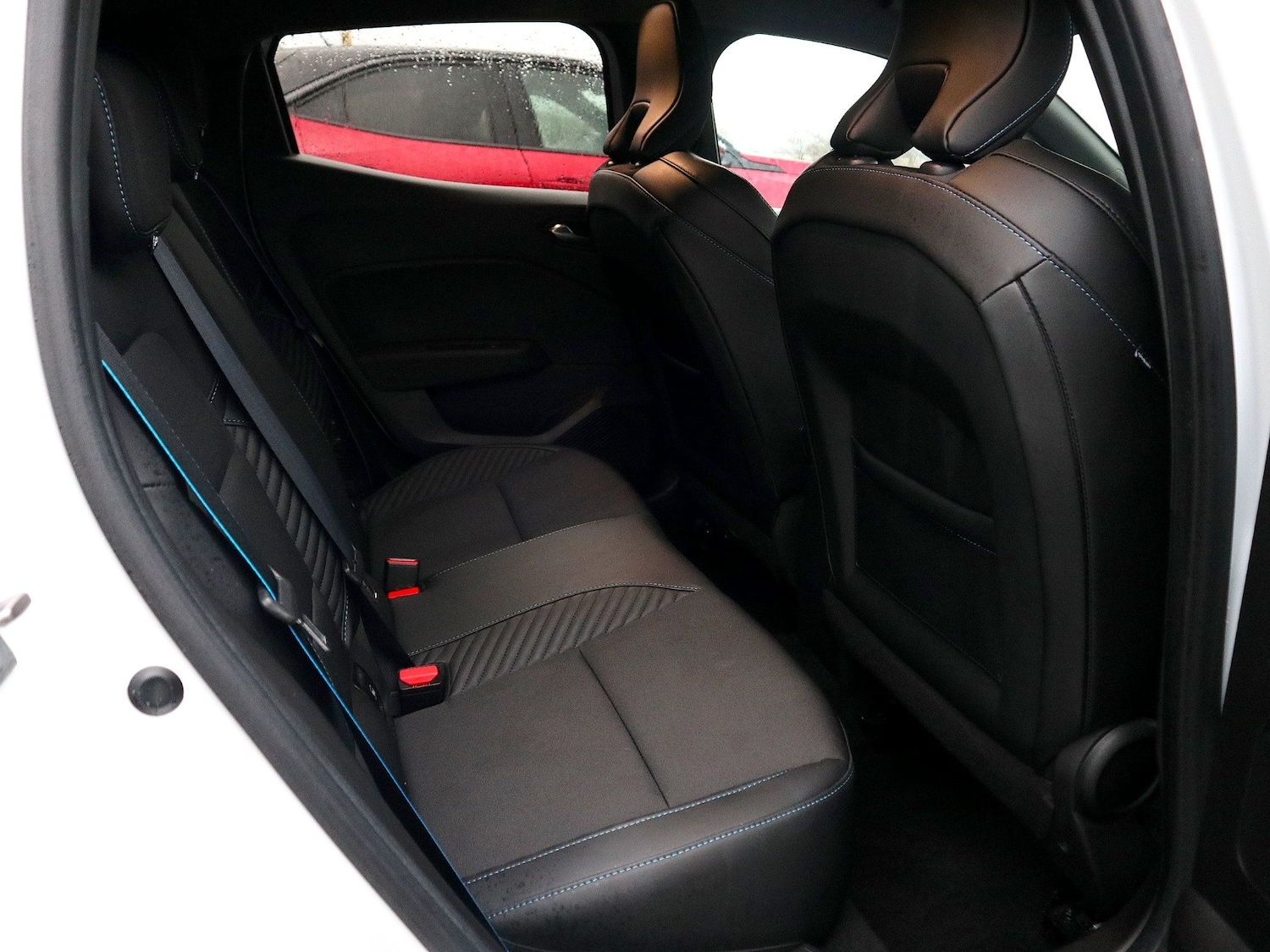 Used Renault Clio 2024 for sale - 77465968: Photo 4