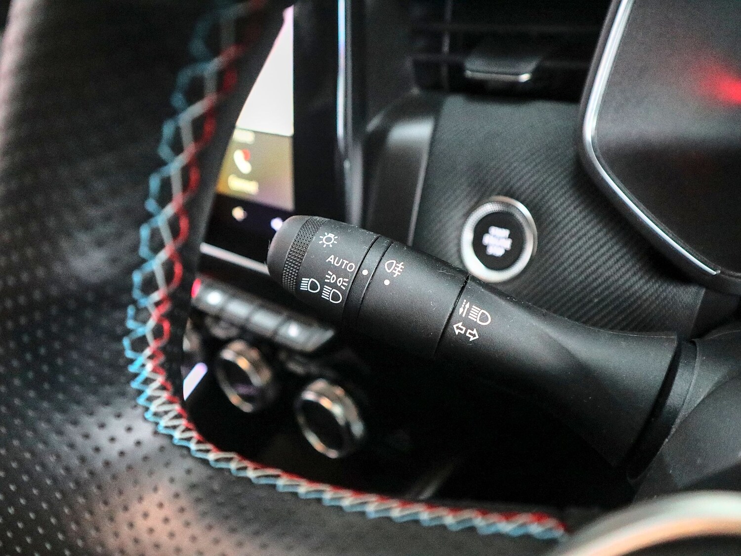 Used Renault Clio 2024 for sale - 77465968: Photo 41