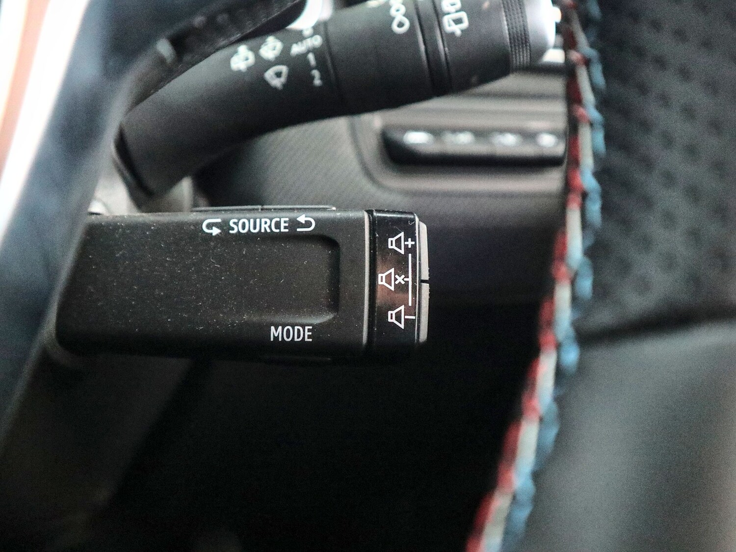 Used Renault Clio 2024 for sale - 77465968: Photo 43