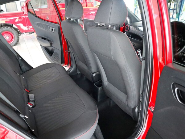 Used Hyundai i10 2022 for sale - 74544243: Photo 21