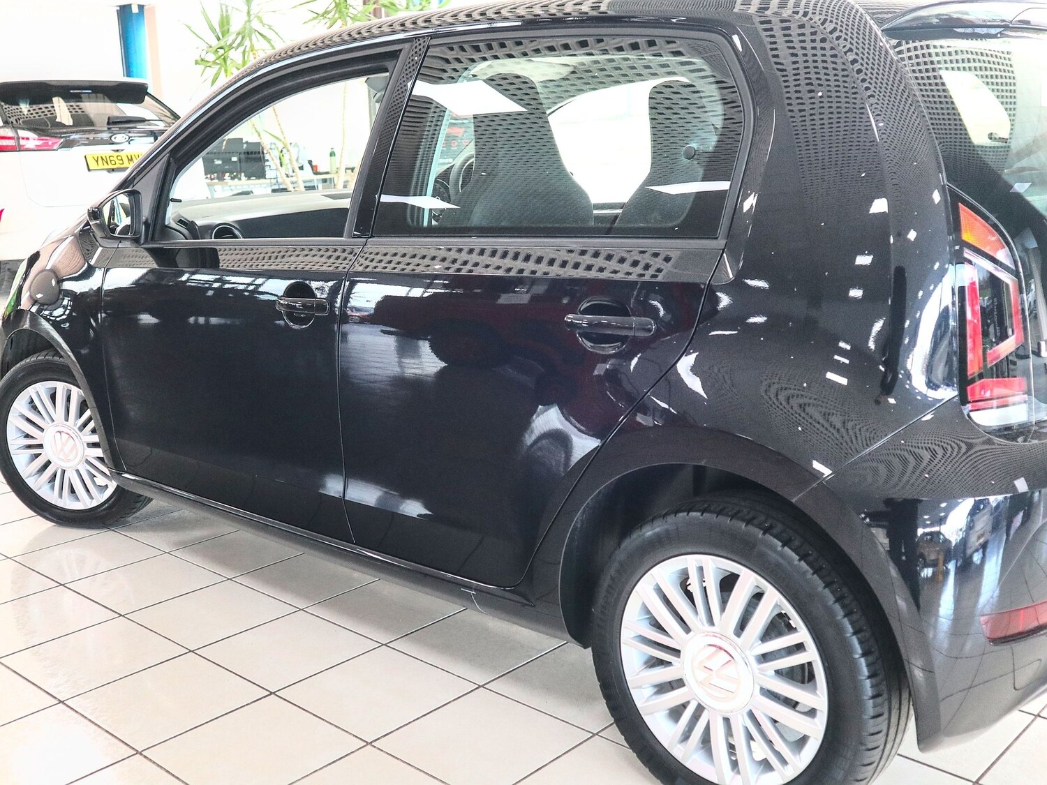 Used Volkswagen up! 2019 for sale - 77682046: Photo 13