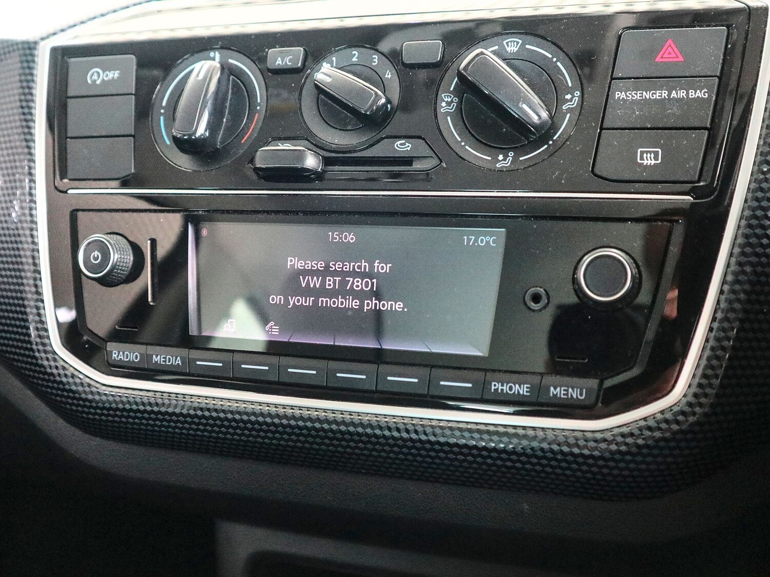 Used Volkswagen up! 2019 for sale - 77682046: Photo 28