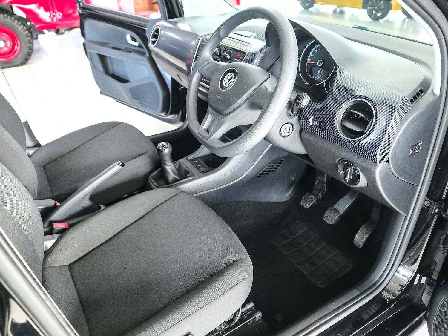 Used Volkswagen up! 2019 for sale - 77682046: Photo 3