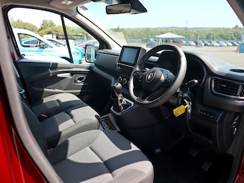 Used Renault Trafic 2024 for sale - 78998109: Photo